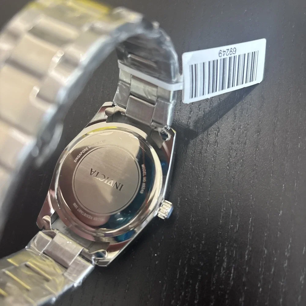 Invicta Silver Tone Analog Men's Watch Champagne Dial Fluted Bezel